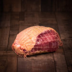 Rôti de magret farci au foie de canard gras  –  26 €/kg- disponibles jusqu’au 10 décembre